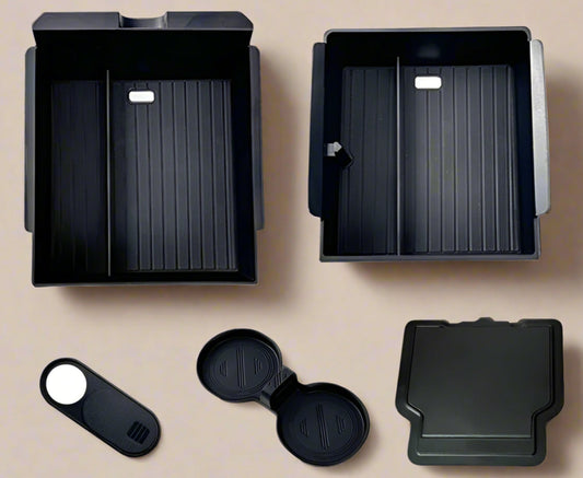 Set of black plastic trays and covers